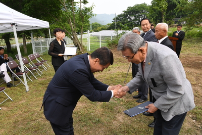 참전용사전적비개막식(3).JPG