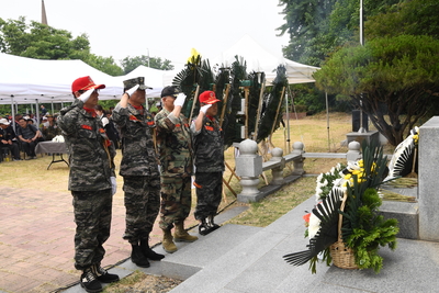 현충일행사(39).JPG