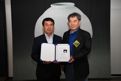 김진성작가작품기증식(21).JPG