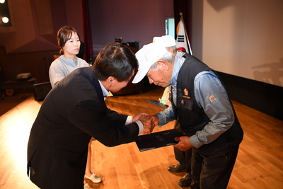 제69주년6.25전쟁기념행사(6).JPG