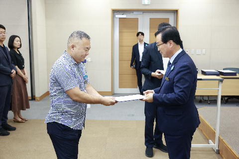 하반기 사령교부 6급이상 (117).JPG