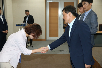 인사발령에의한사령장교부(20).JPG