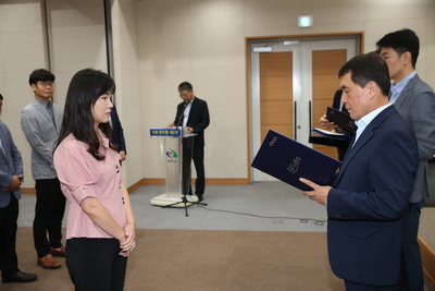 인사발령에의한사령장교부(21).JPG