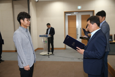 인사발령에의한사령장교부(36).JPG
