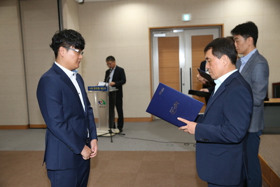 인사발령에의한사령장교부(39).JPG