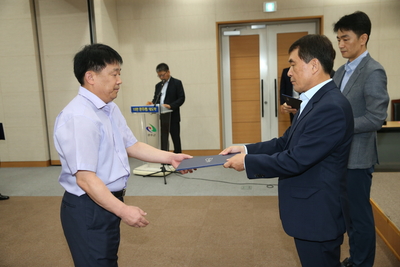 인사발령에의한사령장교부(43).JPG