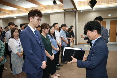 인사발령에의한사령장교부(77).JPG