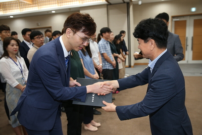 인사발령에의한사령장교부(80).JPG