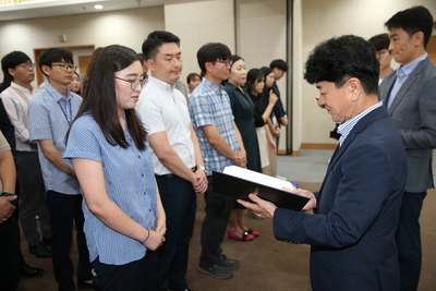 인사발령에의한사령장교부(84).JPG