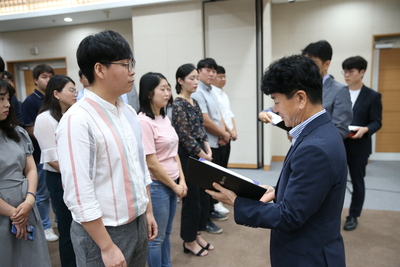 인사발령에의한사령장교부(102).JPG