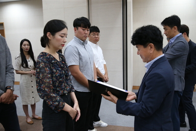 인사발령에의한사령장교부(106).JPG