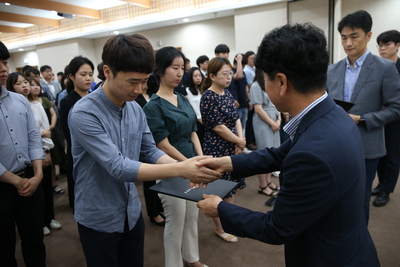 인사발령에의한사령장교부(119).JPG