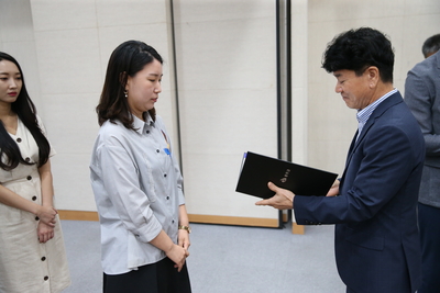 인사발령에의한사령장교부(130).JPG