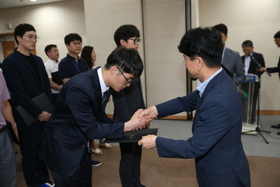 인사발령에의한사령장교부(136).JPG