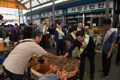 추석명절전통시장장보기행사(17).JPG