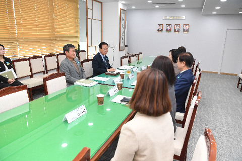 저소득층 재해사고대비 만원의 행복보험 협약식 (4).JPG