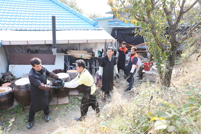 가족봉사단사랑의연탄나눔(76).JPG