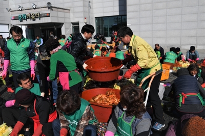 완주군새마을회사랑의김장김치나눔행사(15).JPG