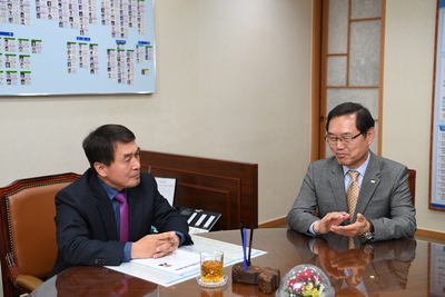 지방자치경쟁력지수인증수여(7).JPG