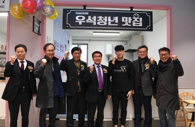 삼례시장청년몰개장식(4).JPG