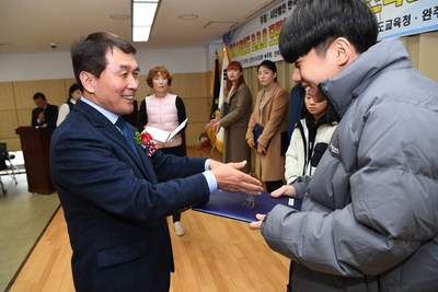 완주군BBS장학금전달식(24).JPG