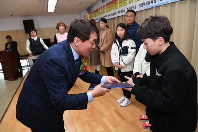 완주군BBS장학금전달식(26).JPG