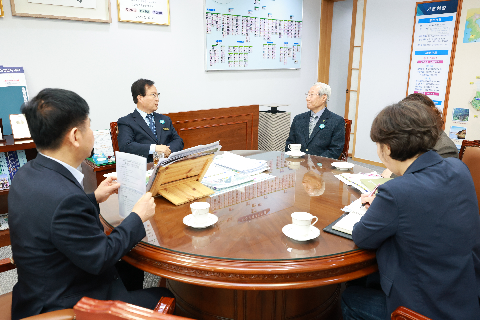 완주군 인재육성재단 기탁금 전달식 (4).JPG