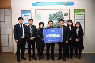 완주군공무직노조기부전달식(1).JPG