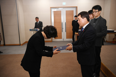 2020년정기인사사령교부(18).JPG