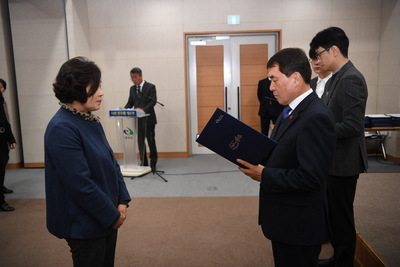 2020년정기인사사령교부(22).JPG