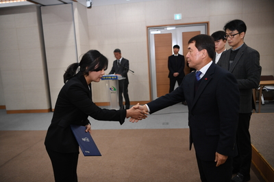 2020년정기인사사령교부(30).JPG