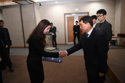2020년정기인사사령교부(53).JPG