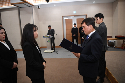2020년정기인사사령교부(54).JPG