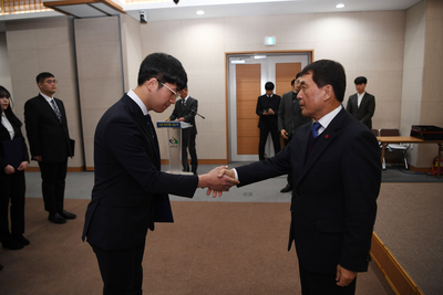 2020년정기인사사령교부(62).JPG