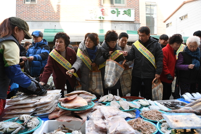 설맞이전통시장장보기행사(16).JPG