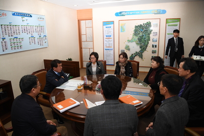 한국생활개선완주군협의회장학금기탁식(2).JPG