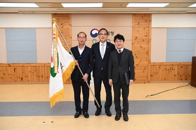 국가상징(무궁화)선양유공포상전수식(4).JPG