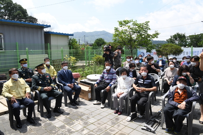 6,25참전용사유공자화랑무공훈장전수식(2).JPG