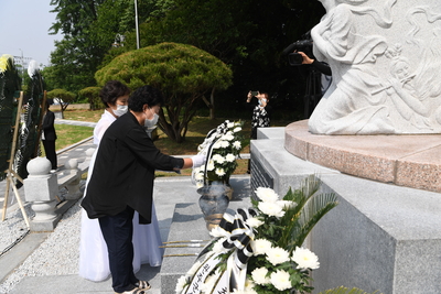 현충일추념행사(15).JPG