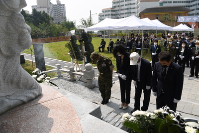 현충일추념행사(22).JPG