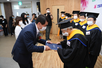 제3회초등학력인정진달래학교졸업식(9).JPG