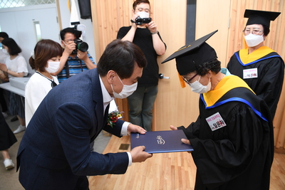 제3회초등학력인정진달래학교졸업식(14).JPG