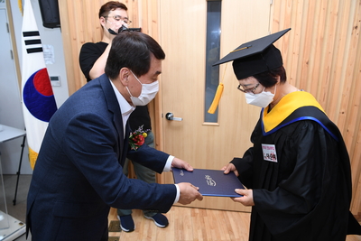 제3회초등학력인정진달래학교졸업식(16).JPG