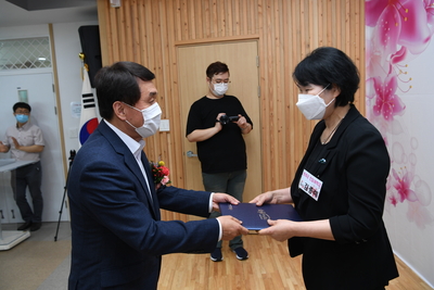 제3회초등학력인정진달래학교졸업식(25).JPG