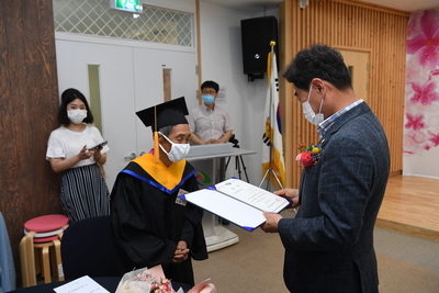 제3회초등학력인정진달래학교졸업식(30).JPG