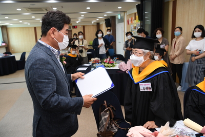 제3회초등학력인정진달래학교졸업식(35).JPG