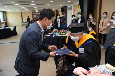 제3회초등학력인정진달래학교졸업식(36).JPG