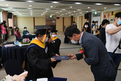 제3회초등학력인정진달래학교졸업식(38).JPG