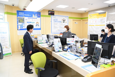 제29대완주부군수이임식(40).JPG