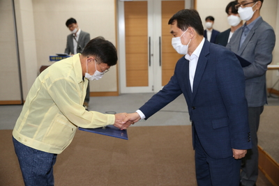 지방공무원임용장교부(30).JPG